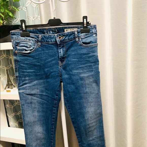 Jean pants. - Picture 3 of 7